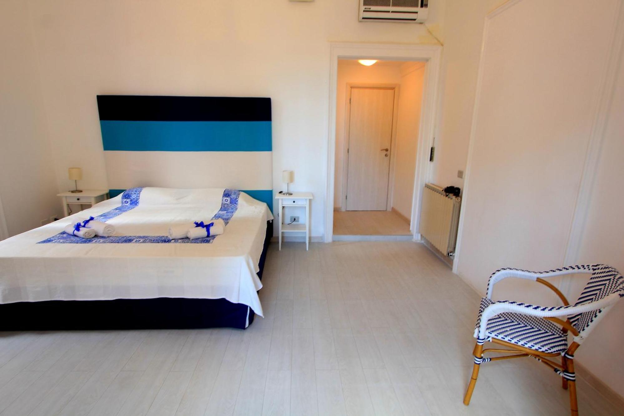 B&B Vitruvio Suites Formia Værelse billede