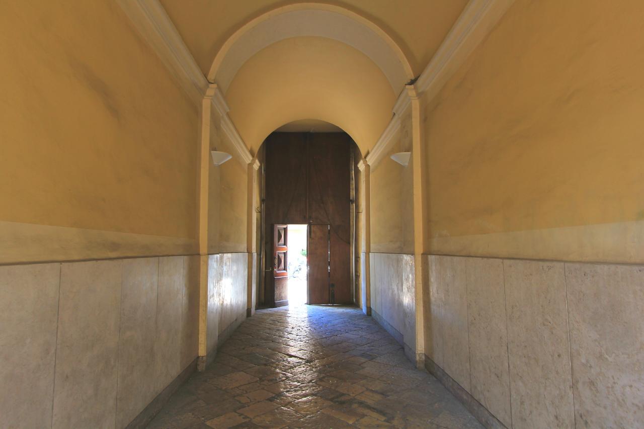 B&B Vitruvio Suites Formia Eksteriør billede