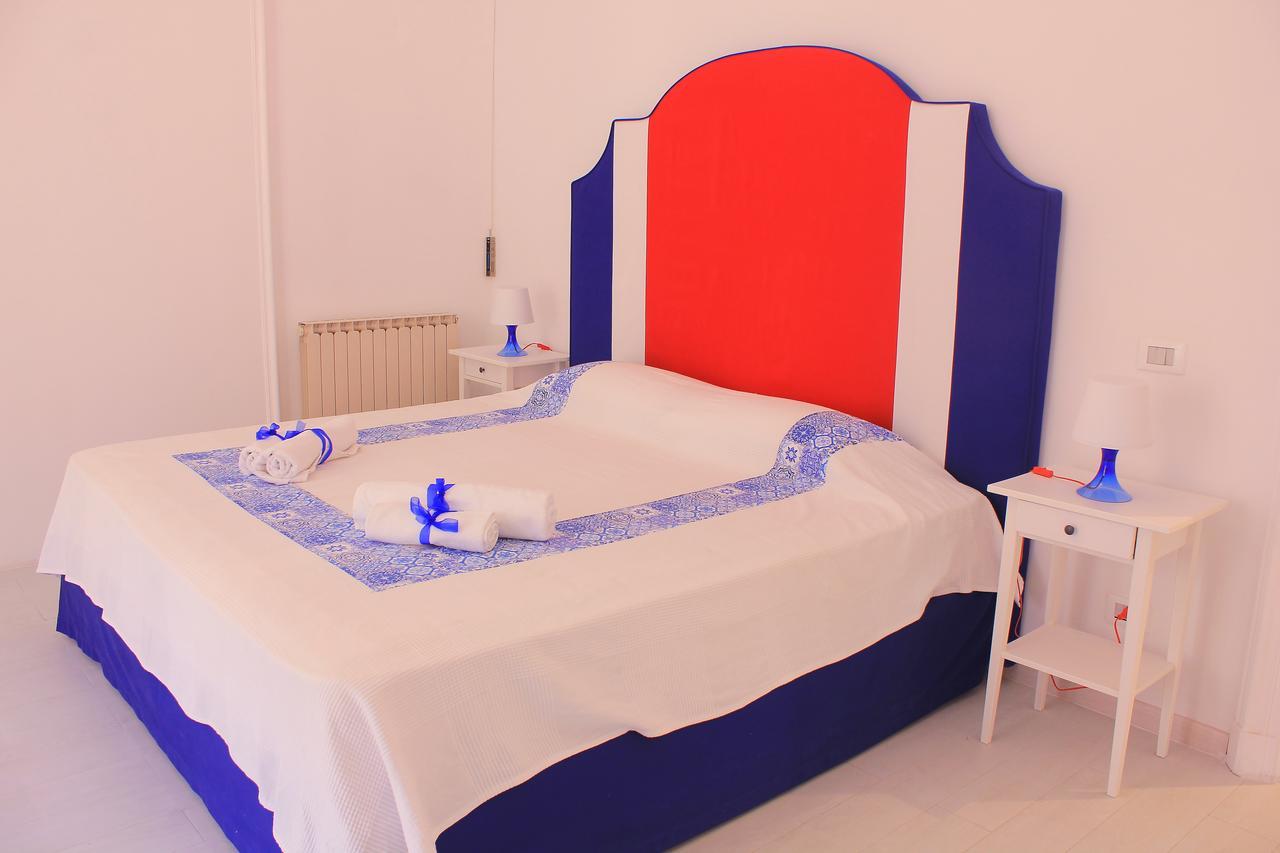 B&B Vitruvio Suites Formia Eksteriør billede